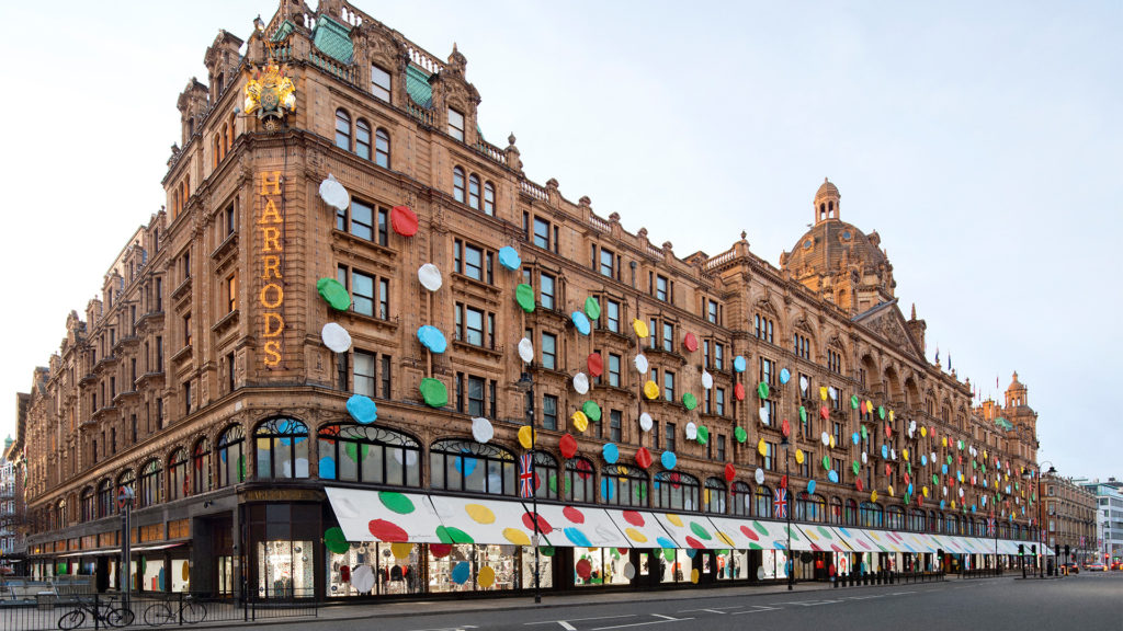 This image has an empty alt attribute; its file name is Harrods-Louis-Vuitton-1024x576.jpg